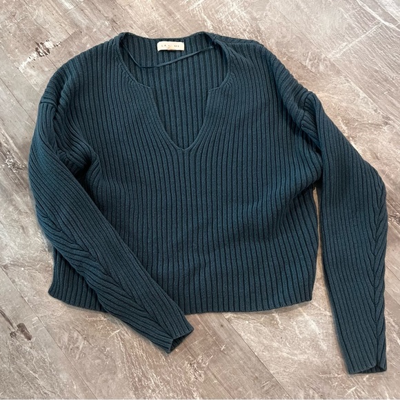 LA Hearts Teal Sweater - Picture 1 of 2